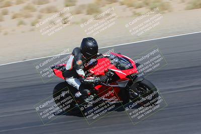 media/Apr-09-2023-SoCal Trackdays (Sun) [[333f347954]]/Turn 12 Inside (930am)/